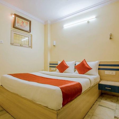 Oyo 13494 Hotel Nakshatra Inn Hyderabad Exterior photo