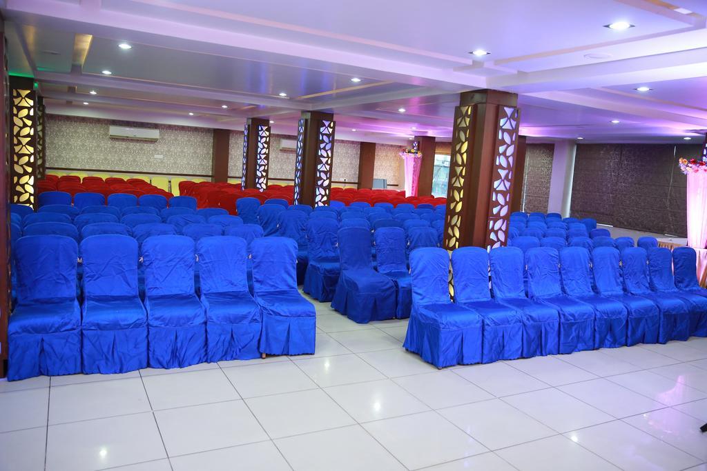 Oyo 13494 Hotel Nakshatra Inn Hyderabad Exterior photo