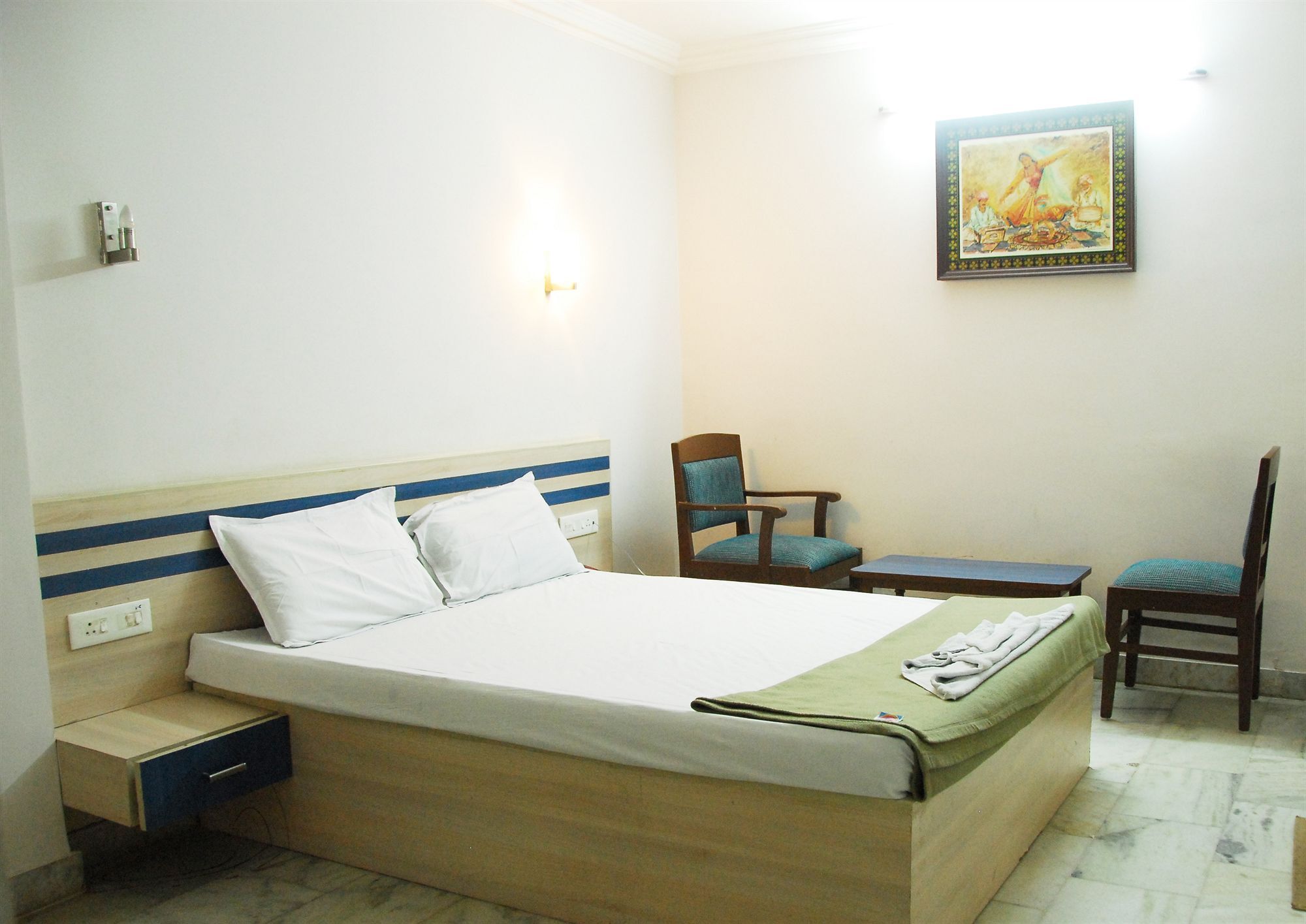 Oyo 13494 Hotel Nakshatra Inn Hyderabad Exterior photo